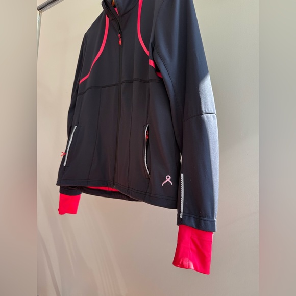 Running Room Running Jacket - Picture 4 of 9